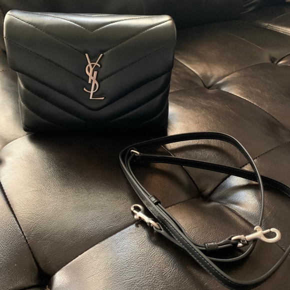 YSL Monogram Toy Loulou - Picture 5 of 8